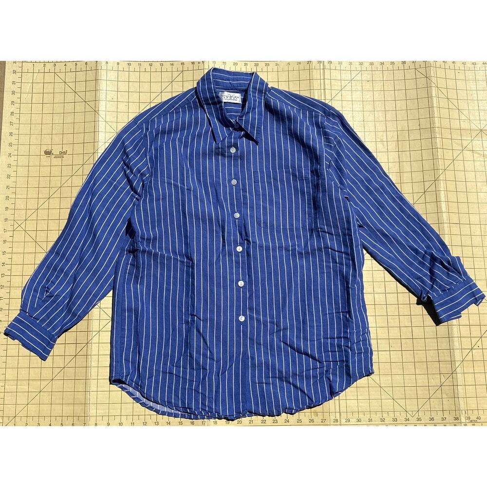 Vtg Villager Sport Button up shirt Large blue white pinstripe raime/rayon blend